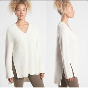 Athleta Shasta Vneck Sweater XS